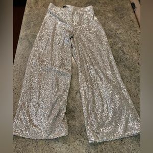 Gorgeous Banana Republic sequin bell bottoms!!